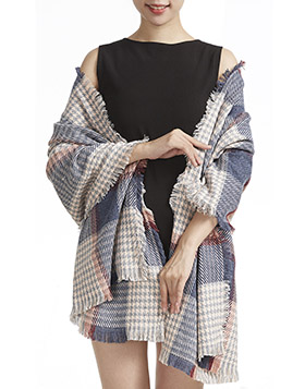 Winterschal mit Hahnentrittmuster